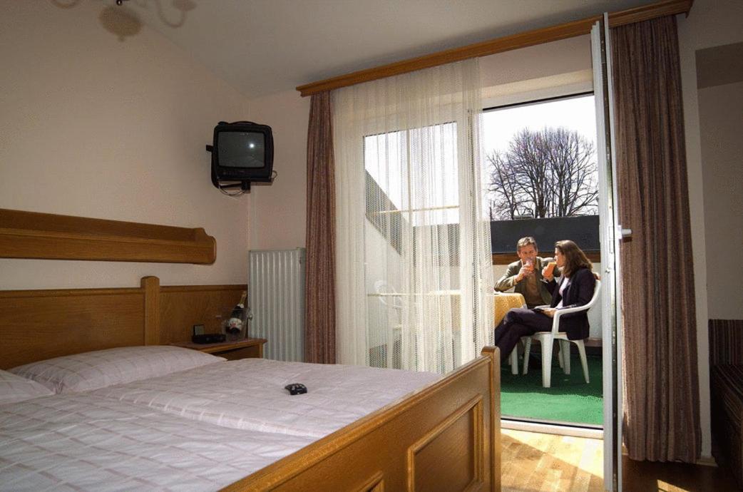 Hotel Gasthof Brueggler Radstadt Kültér fotó